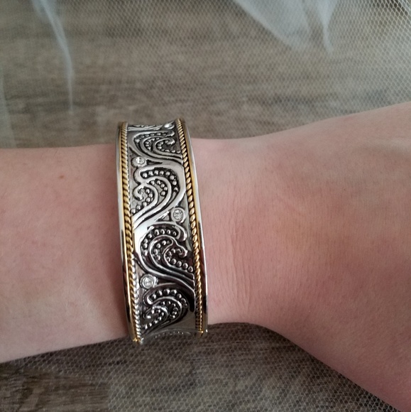 Silver & Gold Cuff Bracelet - Picture 3 of 4
